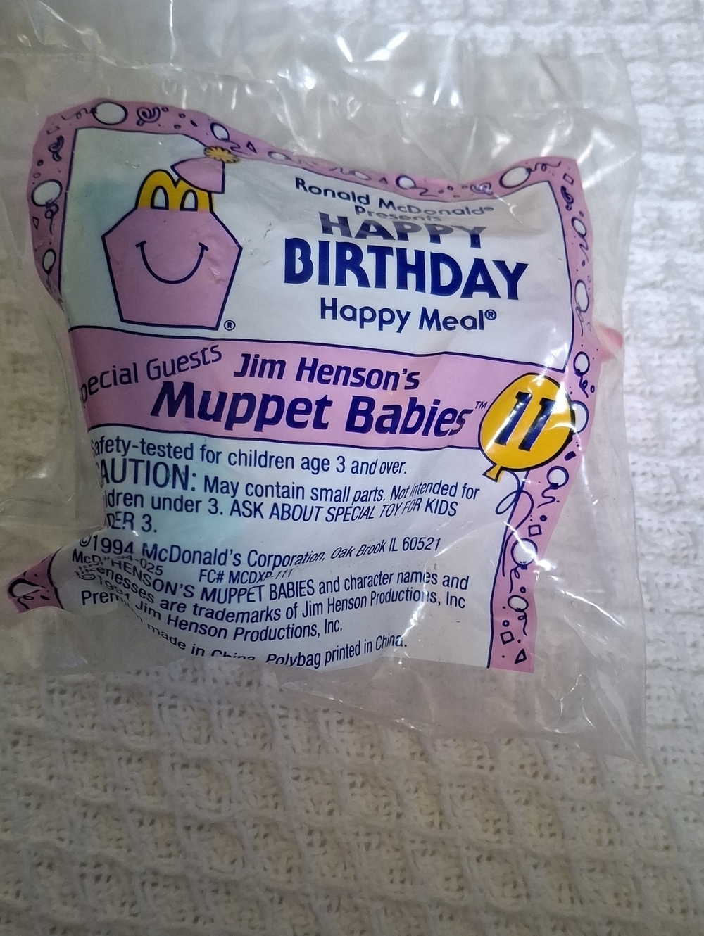 McDonalds #11 Happy Meal Toy Happy BIRTHDAY KERMIT & PIGGY